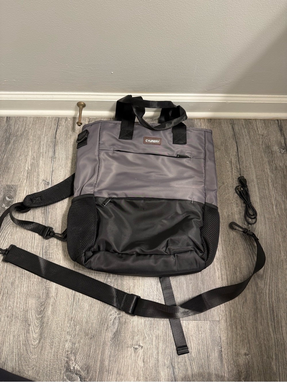 Cyureay Two-Tone Gray & Black Men's Tote Backpack